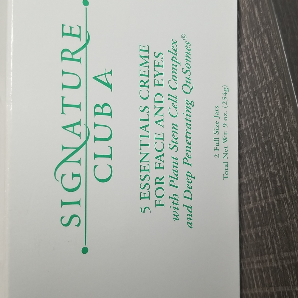 Signature club essential creme